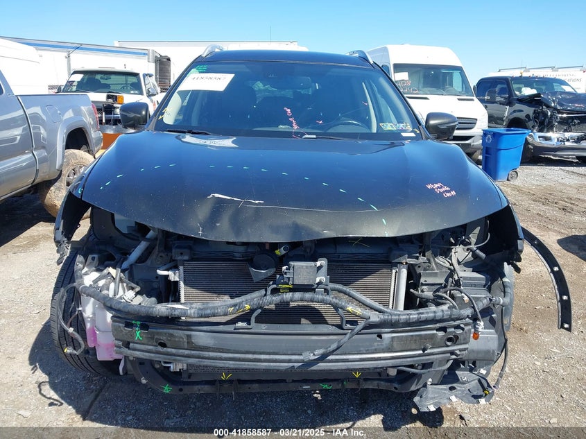 2017 NISSAN ROGUE SL - JN8AT2MT8HW395084
