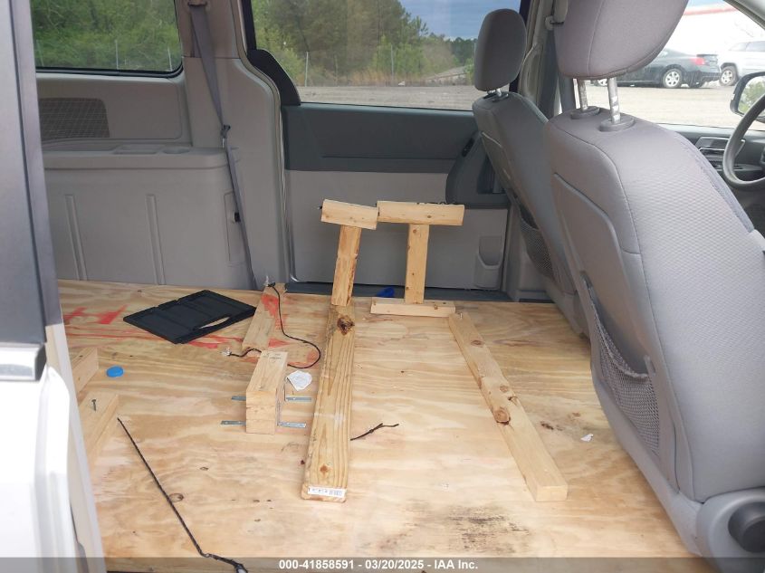 2009 Chrysler Town & Country Lx VIN: 2A8HR44E19R567349 Lot: 41858591