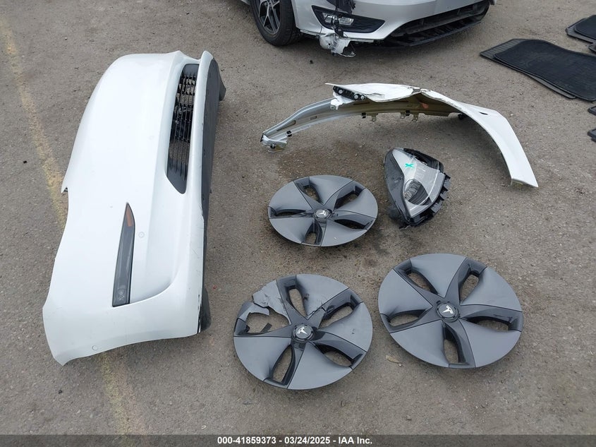 2019 TESLA MODEL 3 VIN: 5YJ3E1EB2KF361541