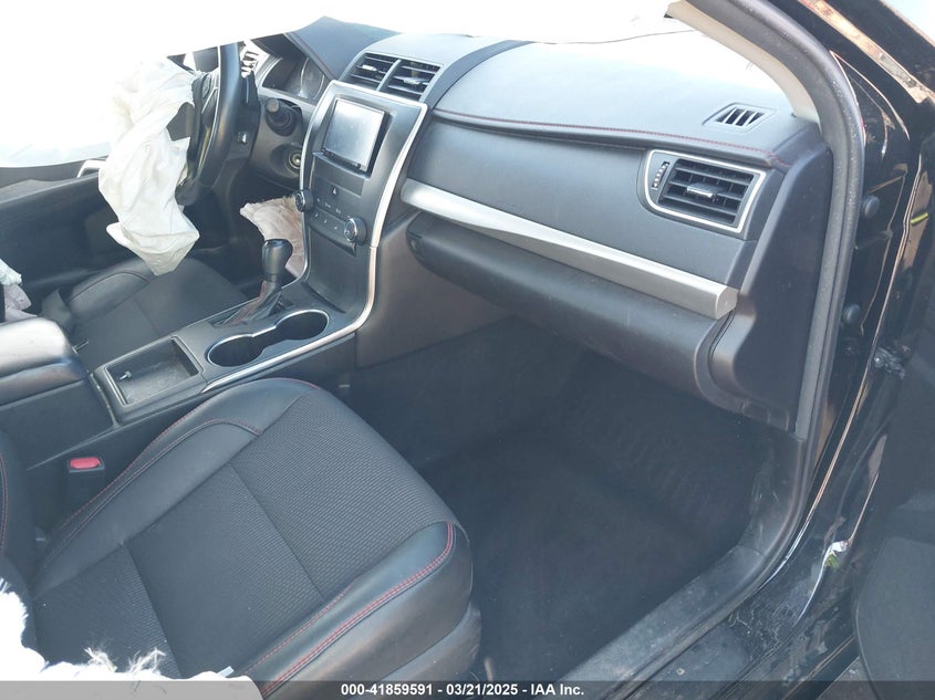 2017 TOYOTA CAMRY SE - 4T1BF1FK3HU812155