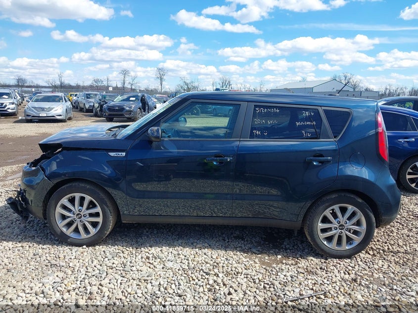 2019 KIA SOUL + - KNDJP3A57K7025855