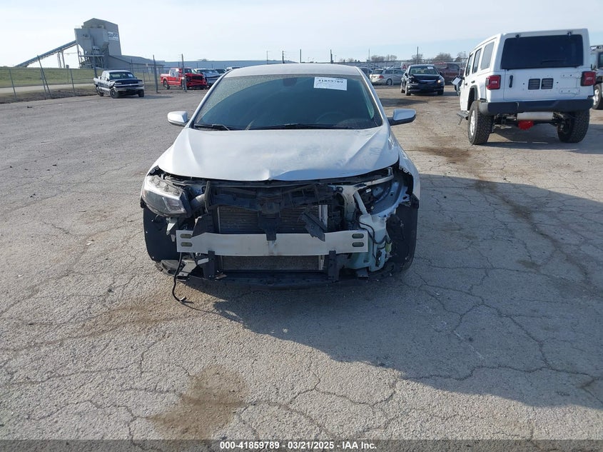 2018 CHEVROLET MALIBU LT - 1G1ZD5ST8JF200017