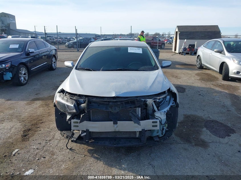 2018 CHEVROLET MALIBU LT - 1G1ZD5ST8JF200017