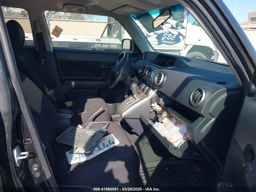 2008 SCION XB VIN: JTLKE50E781018931