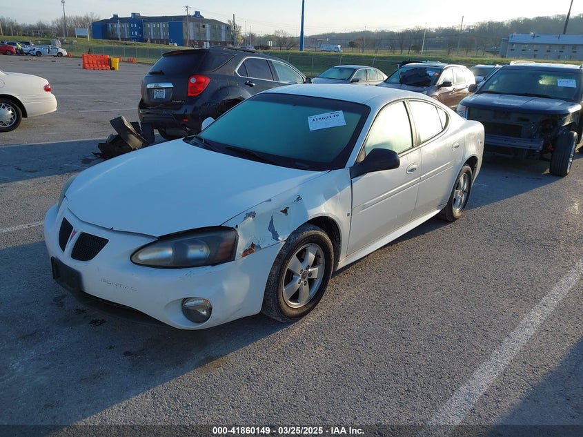 2006 PONTIAC GRAND PRIX VIN: 2G2WP552361105260