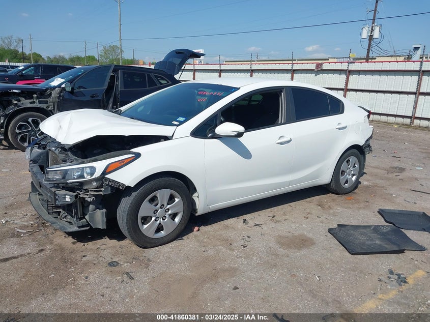 2017 KIA FORTE LX - 3KPFK4A71HE082296