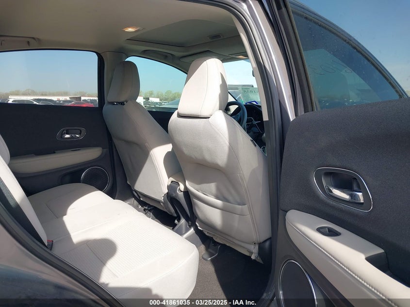 2019 HONDA HR-V VIN: 3CZRU5H56KM730868