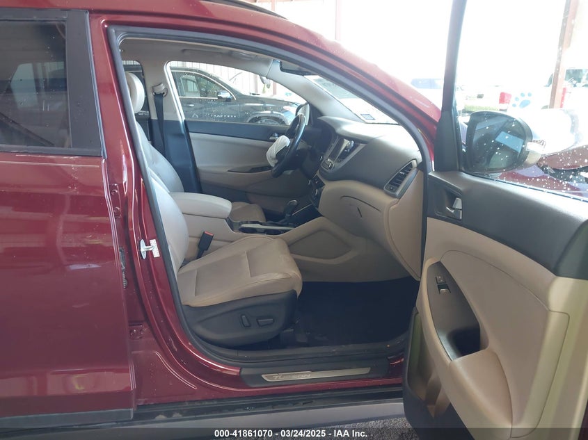 2016 HYUNDAI TUCSON LIMITED - KM8J33A21GU069937