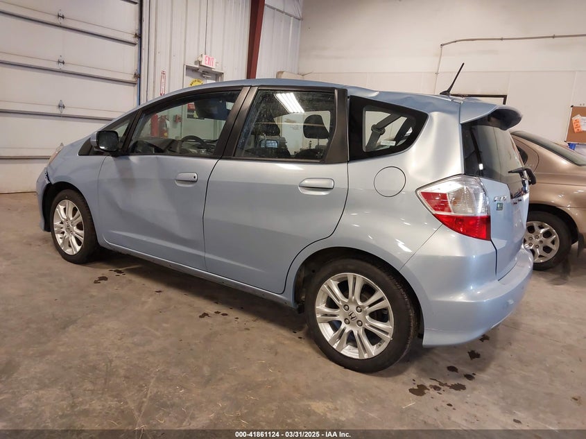 2009 HONDA FIT VIN: JHMGE88489S005033
