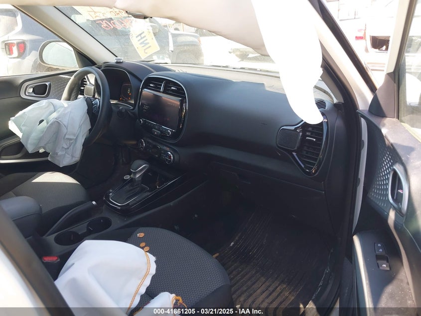 2024 KIA SOUL VIN: KNDJ23AU4R7227293