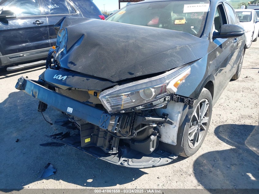 2023 KIA FORTE VIN: 3KPF24ADXPE676776