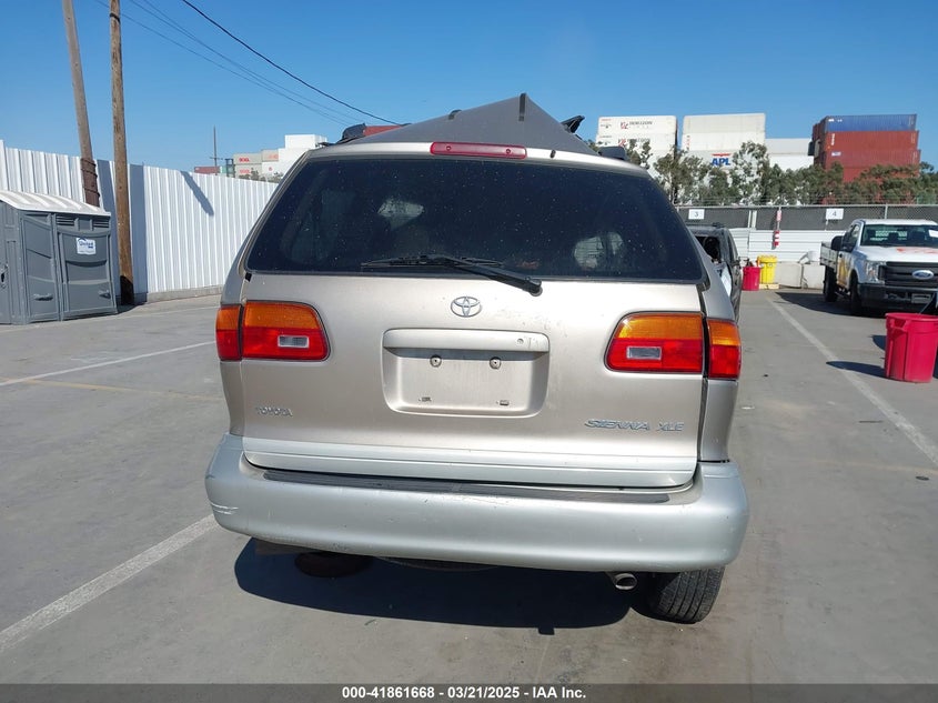 2000 Toyota Sienna Xle VIN: 4T3ZF13CXYU318510 Lot: 41861668