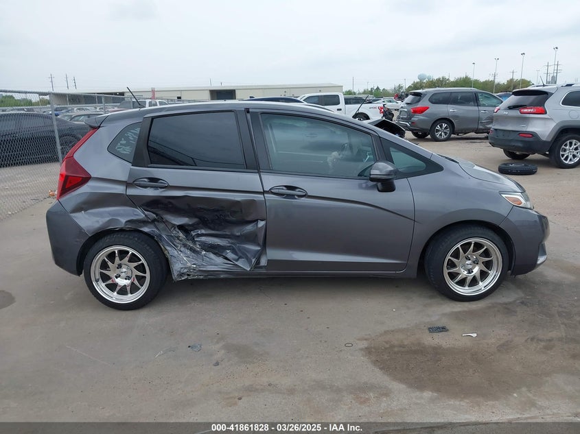 2015 HONDA FIT VIN: 3HGGK5H56FM713871
