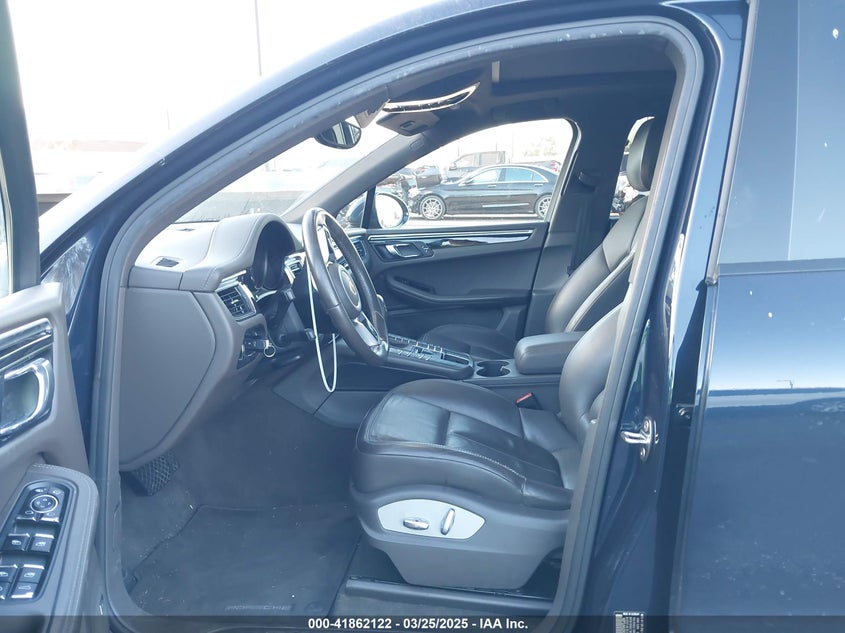2018 PORSCHE MACAN - WP1AA2A59JLB03147