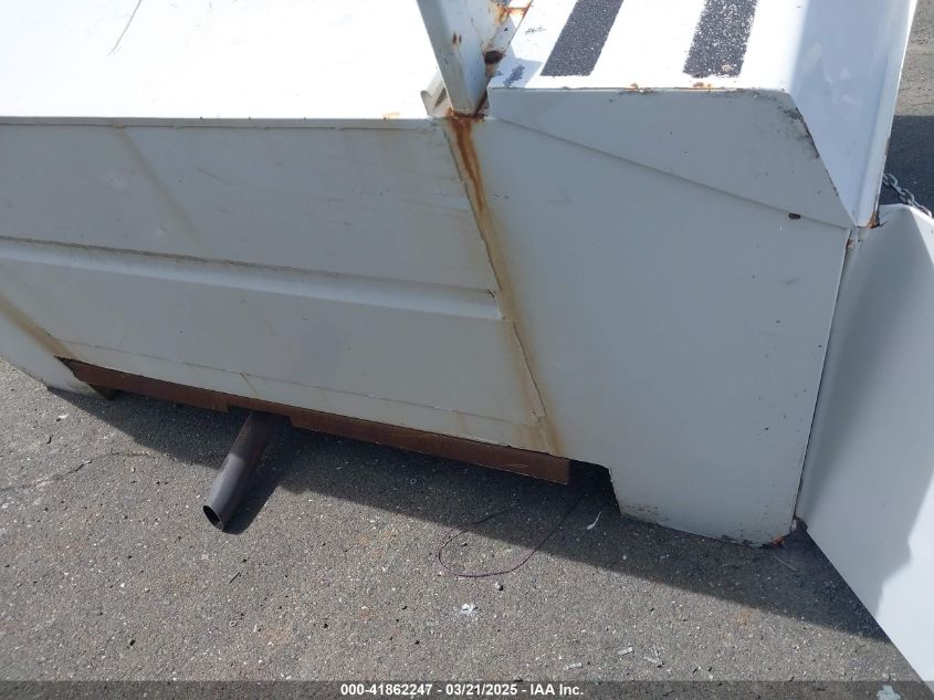 1998 Chevrolet C2500 Fleetside VIN: 1GCGC24R0WZ244942 Lot: 41862247