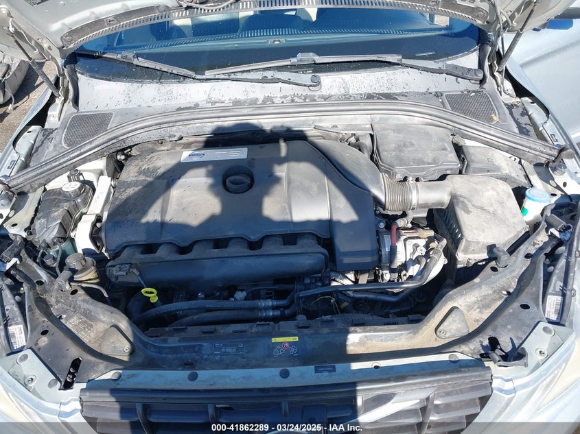 2010 VOLVO XC60 VIN: YV4992DZ0A2109997