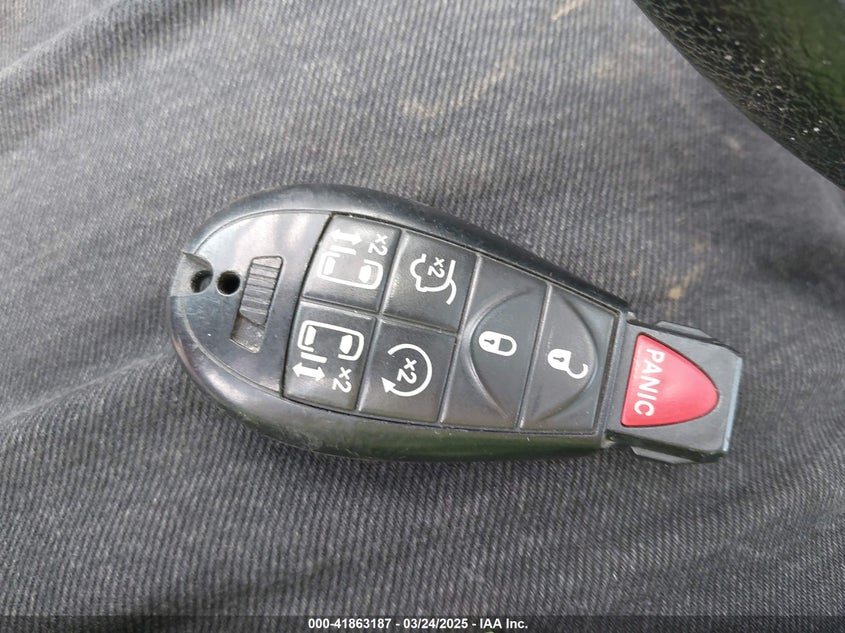 2014 Dodge Grand Caravan Sxt VIN: 2C4RDGCG5ER391835 Lot: 41863187