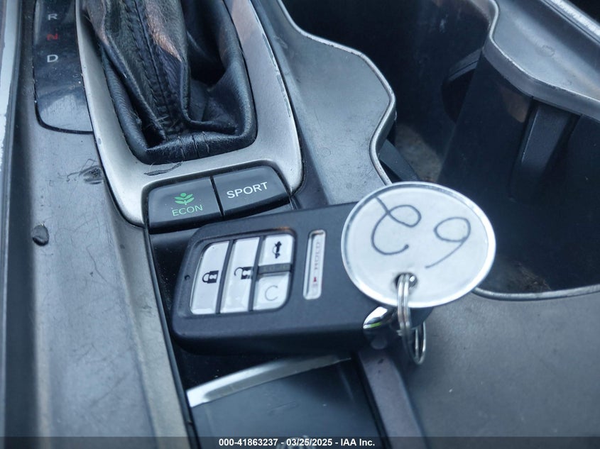 2018 HONDA ACCORD VIN: 1HGCV1F3XJA738035
