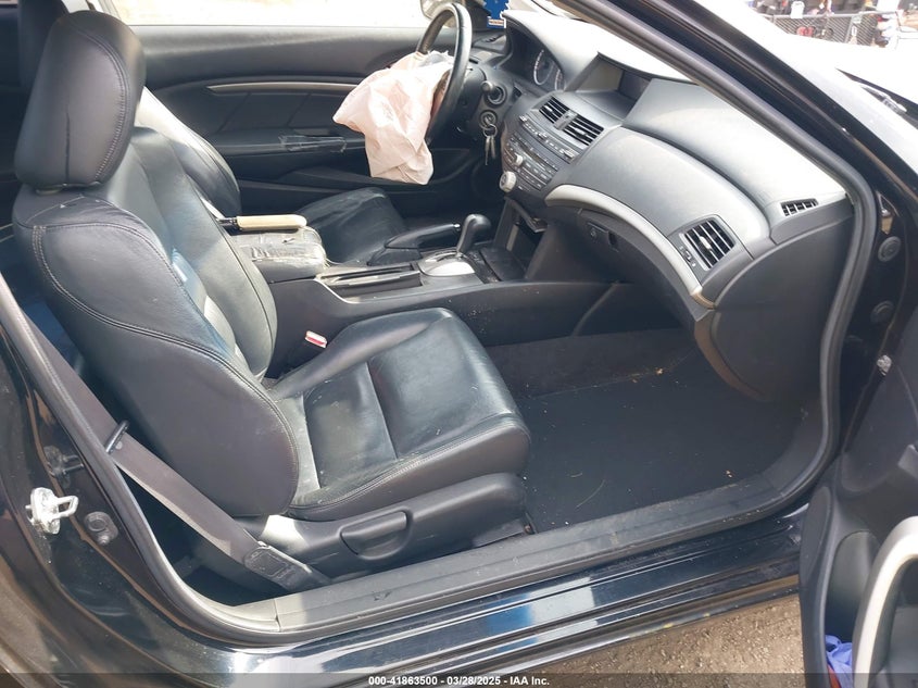 2008 HONDA ACCORD VIN: 1HGCS12878A006210