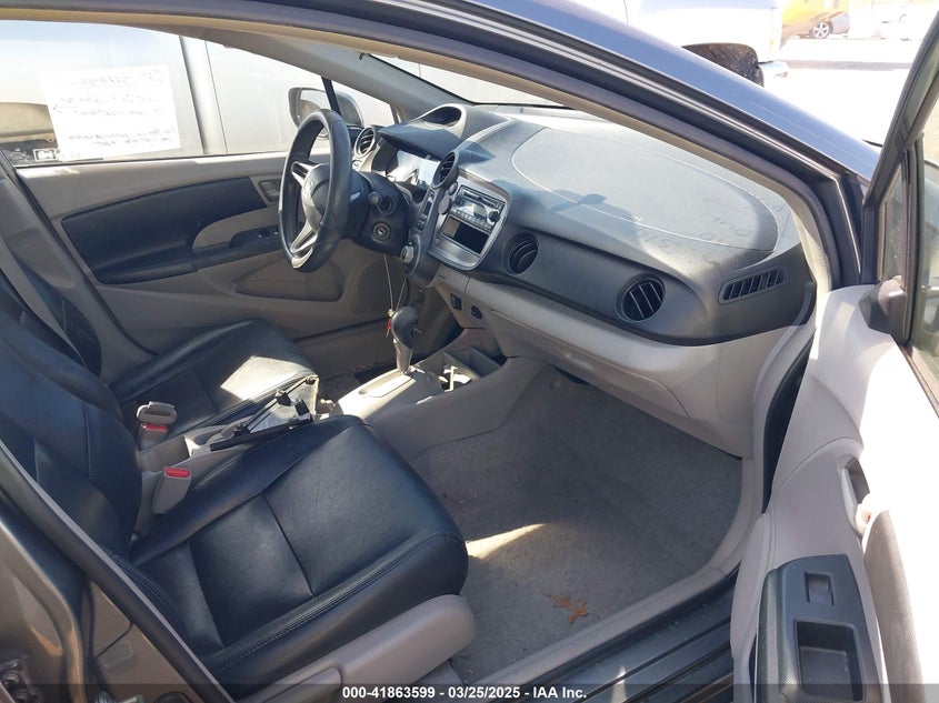 2011 HONDA INSIGHT VIN: JHMZE2H36BS003168