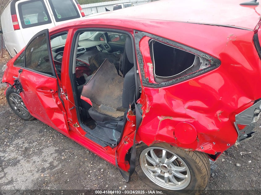 2017 TOYOTA PRIUS V VIN: JTDZN3EU5HJ058763