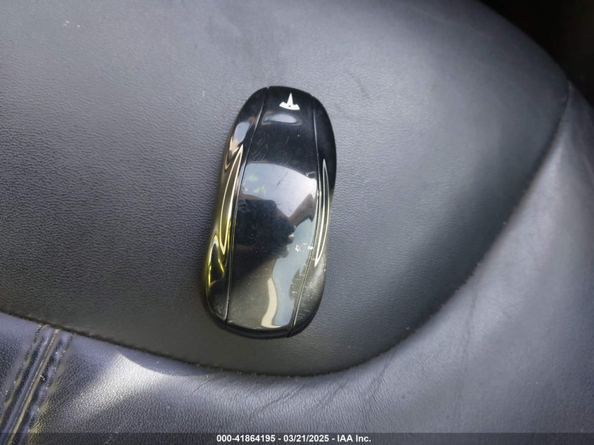 2014 TESLA MODEL S VIN: 5YJSA1H18EFP50389