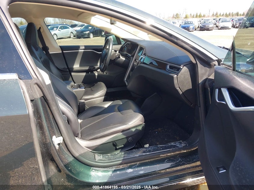 2014 TESLA MODEL S VIN: 5YJSA1H18EFP50389