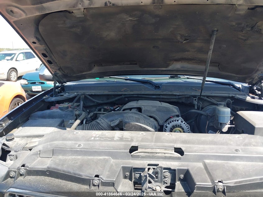 2013 CHEVROLET SUBURBAN VIN: 1GNSCKE0XDR333268