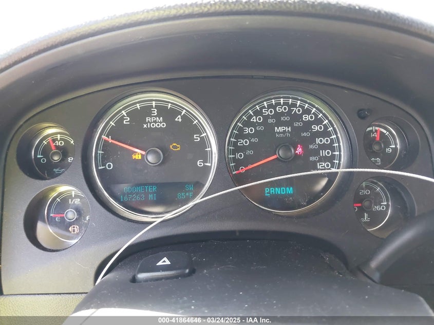2013 CHEVROLET SUBURBAN VIN: 1GNSCKE0XDR333268