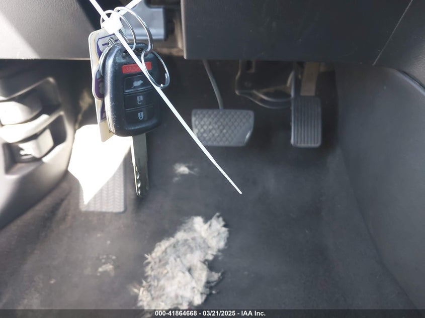 2017 HONDA CR-V LX - 7FARW5H36HE011295