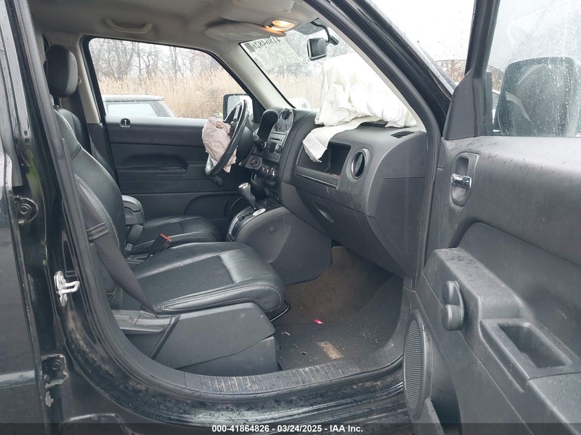 VIN 1C4NJPBA1HD208653 2017 JEEP PATRIOT SPORT SE FWD