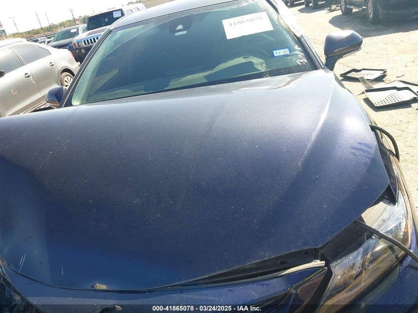 2022 TOYOTA CAMRY VIN: 4T1G11BK1NU062065