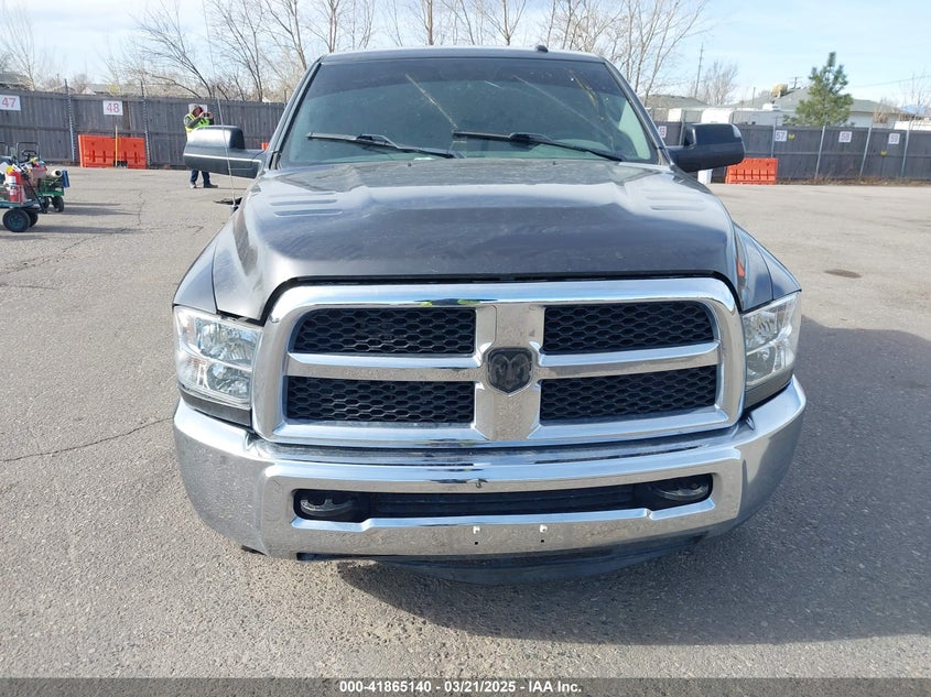 2018 RAM 2500 VIN: 3C6UR5CJ7JG117166