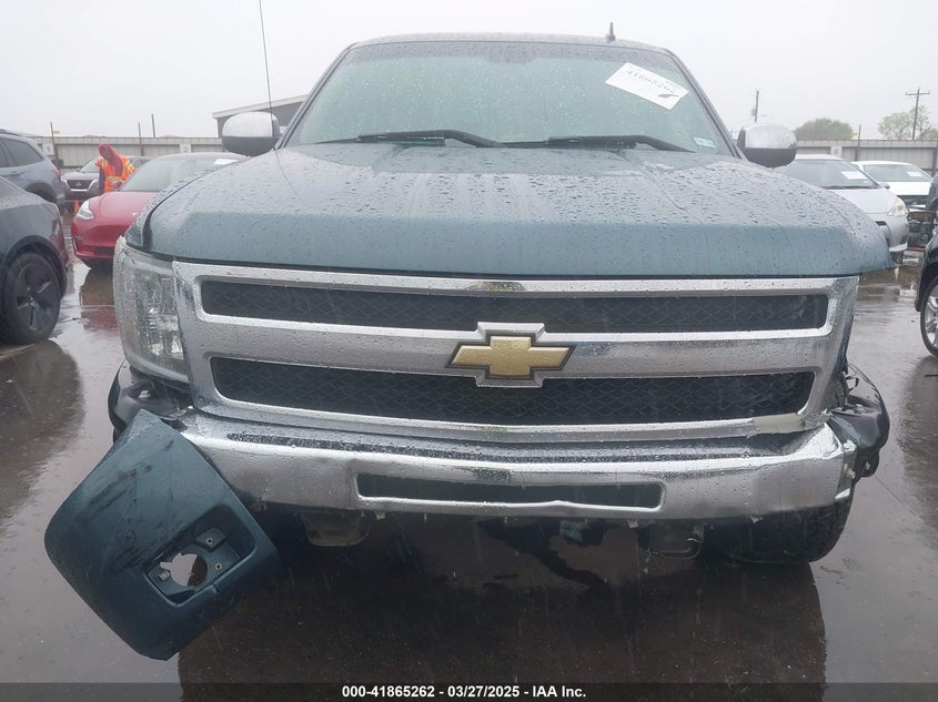 2011 CHEVROLET SILVERADO VIN: 3GCPCSE08BG208197