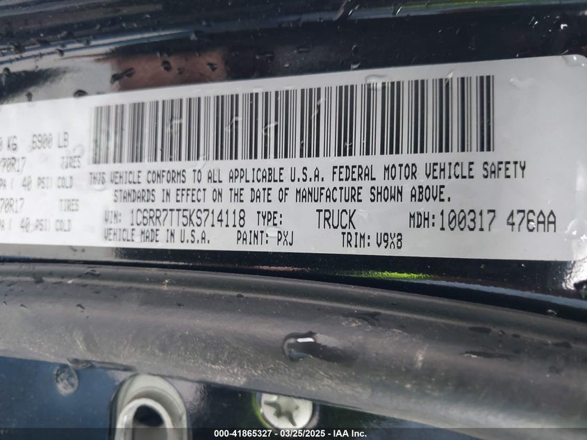2019 RAM 1500 CLASSIC VIN: 1C6RR7TT5KS714118