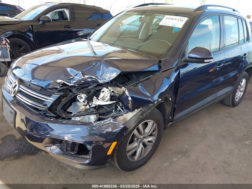2015 VOLKSWAGEN TIGUAN VIN: WVGAV7AX0FW611609
