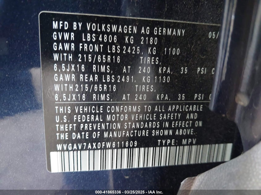 2015 VOLKSWAGEN TIGUAN VIN: WVGAV7AX0FW611609