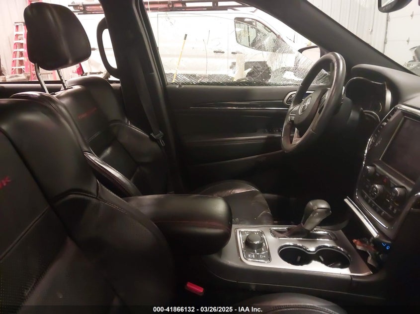 VIN 1C4RJFLG5JC264668 2018 JEEP GRAND CHEROKEE TRAILHAWK 4X4