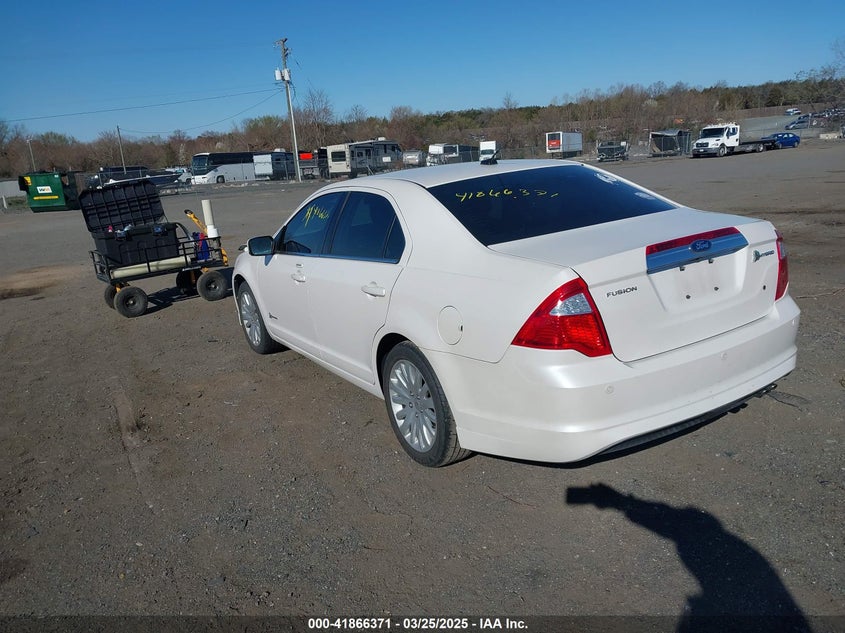 2010 FORD FUSION VIN: 3FADP0L37AR381176