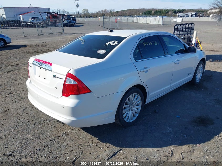 2010 FORD FUSION VIN: 3FADP0L37AR381176