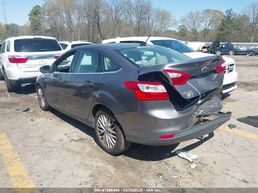 2012 FORD FOCUS VIN: 1FAHP3H27CL181113