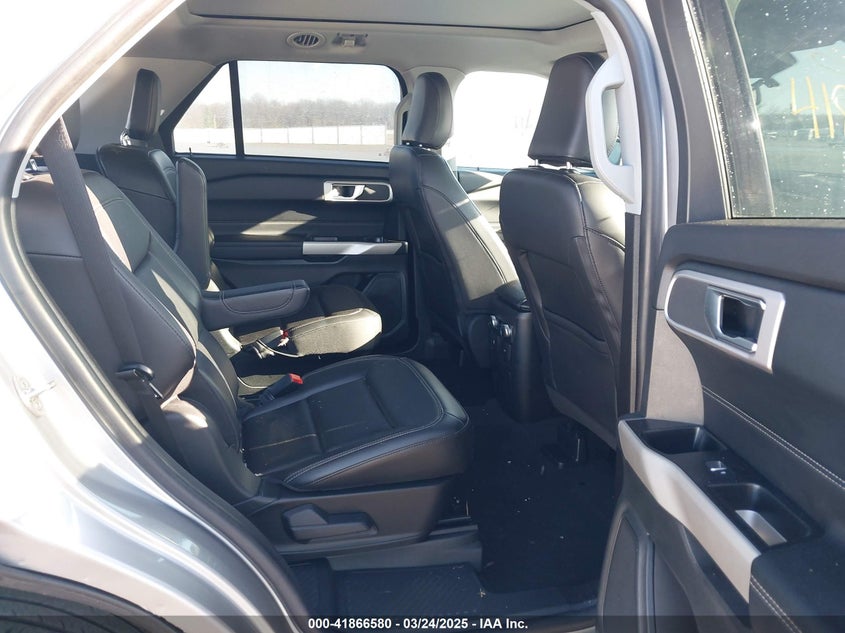 2022 FORD EXPLORER VIN: 1FMSK8DH2NGA63497