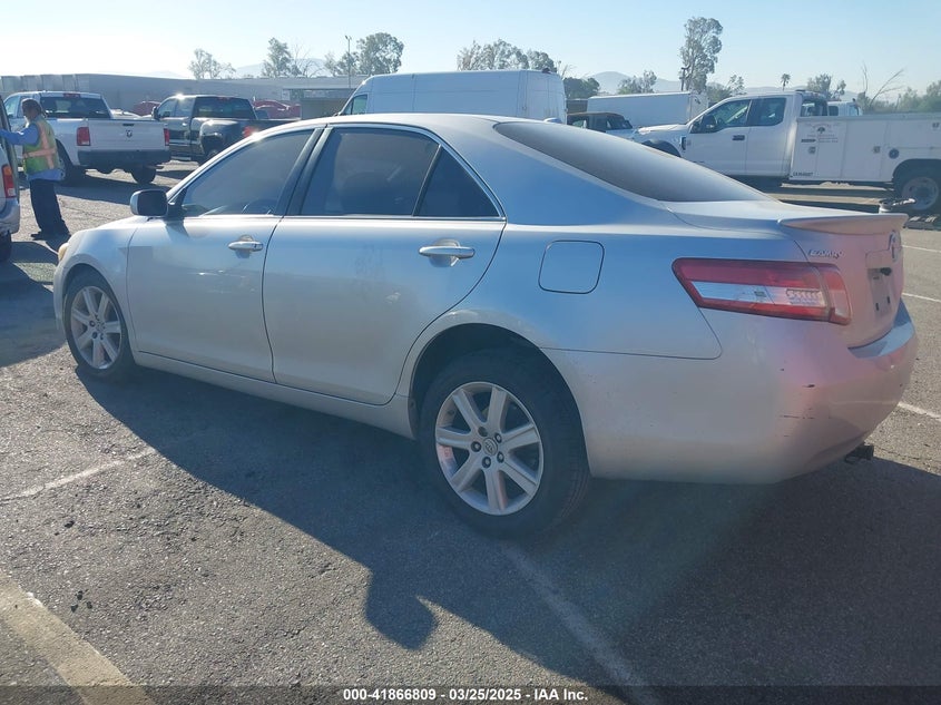 2011 TOYOTA CAMRY VIN: 4T1BF3EK8BU610240