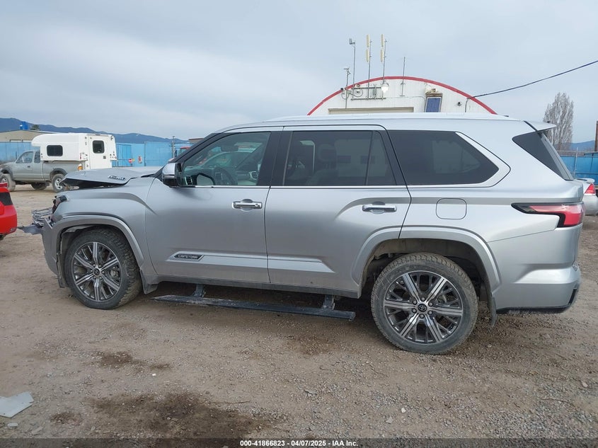 2023 Toyota Sequoia - 7SVAAABA2PX006872