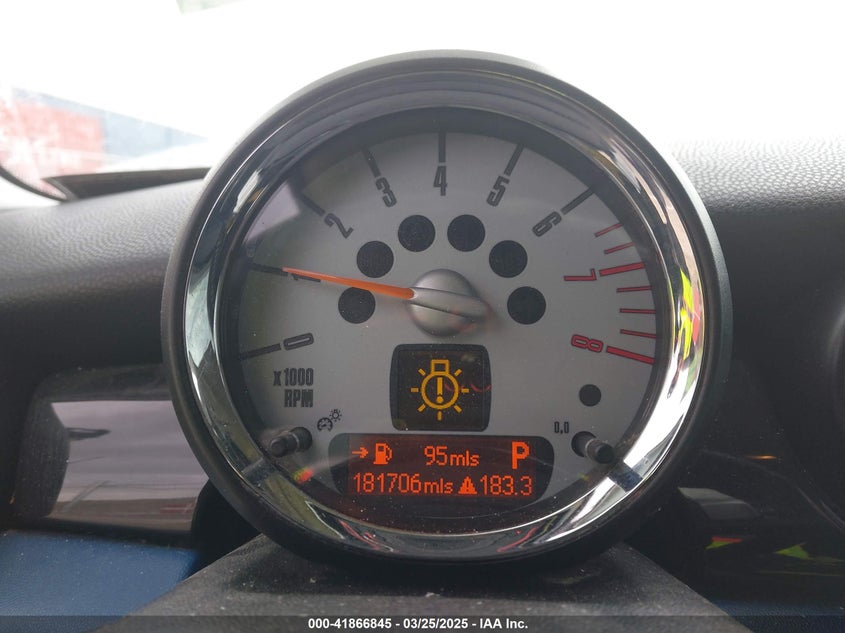 2007 MINI COOPER S VIN: WMWMF73517TL88586