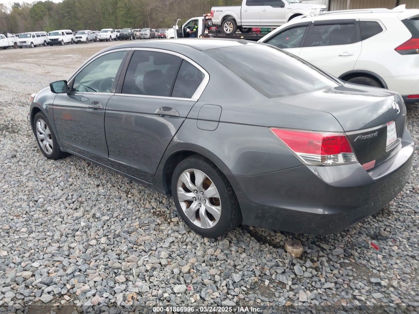 2008 HONDA ACCORD VIN: 1HGCP26818A079140