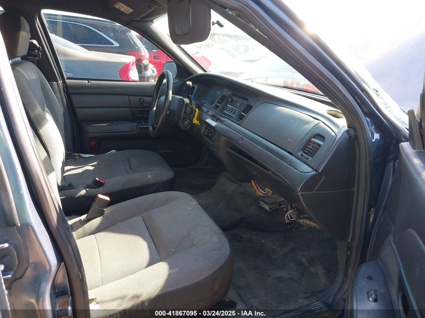 2008 FORD CROWN VICTORIA VIN: 2FAFP71V18X119834