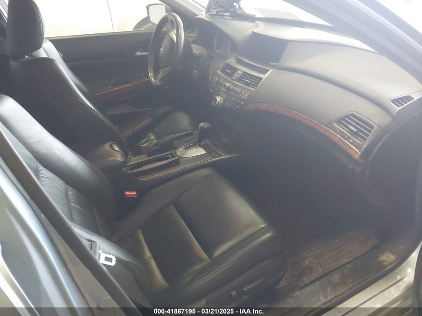 2012 HONDA ACCORD VIN: 1HGCP3F84CA027645
