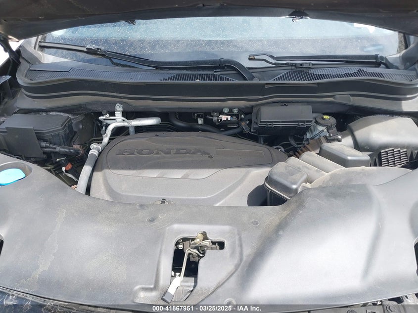 2021 HONDA PILOT VIN: 5FNYF5H27MB046775