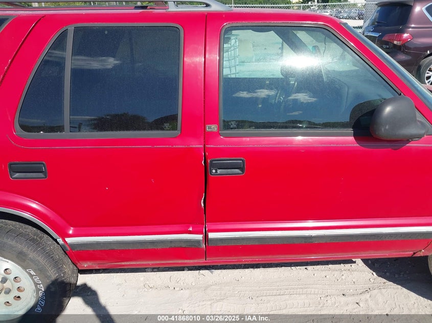 1997 Chevrolet Blazer Ls VIN: 1GNDT13W7V2147711 Lot: 41868010